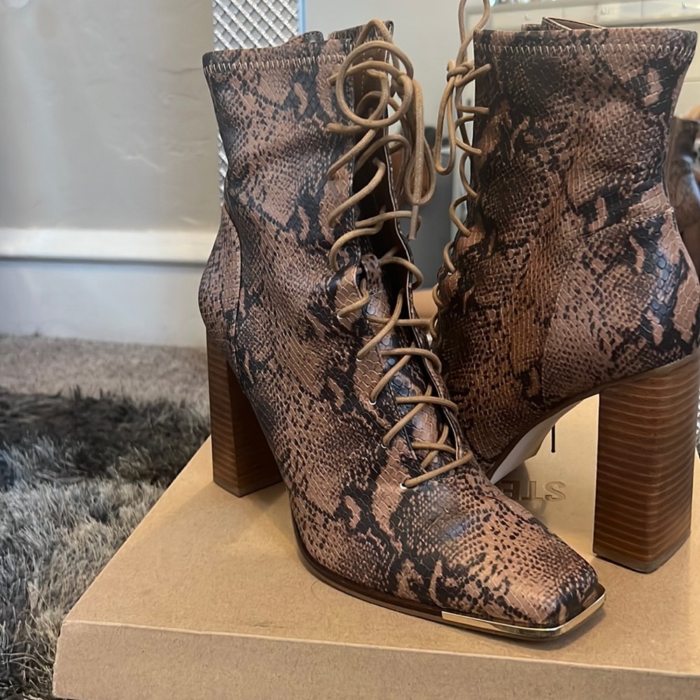 Steve Madden Franny Brown Snakeskin Boots